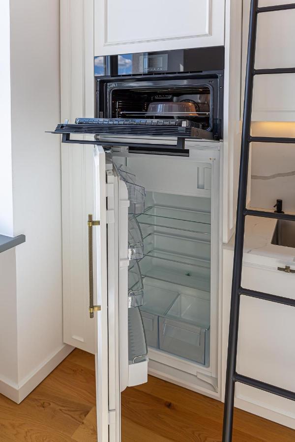 Ministerija Loft Apartment With Parking & Ac カウナス エクステリア 写真